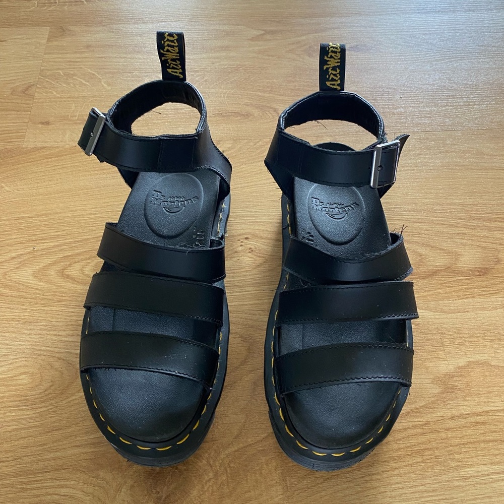 Dr. Martens Air Wave Sandals Excellent Condition